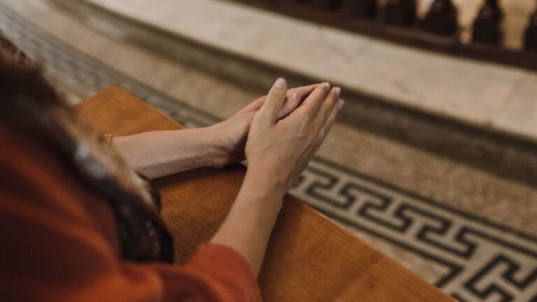 Powerful Prayer for Healing – Find Comfort, Strength & Restoration